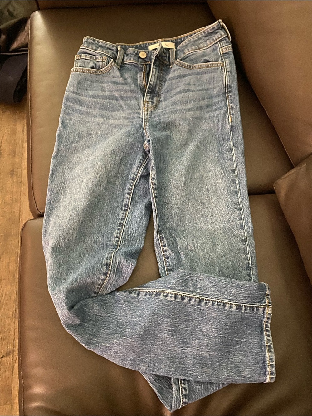 Classic High-Rise Women's Blue Jeans